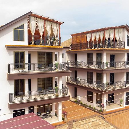 Maat Luxury Homes Accra Kültér fotó